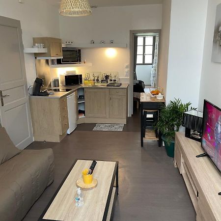 Logement Entier 33 M2 A 波城 外观 照片