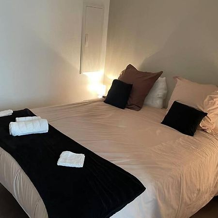 Logement Entier 33 M2 A 波城 外观 照片